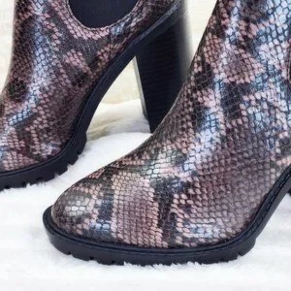 So Me  Brown Snake Print 4.25" Stacked Block Heel Slip On Ankle Boots - Picture 8 of 12